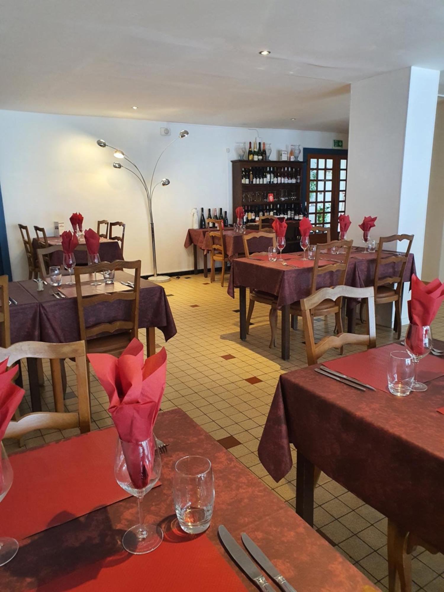 בה-לה-בה Hotel De La Promenade מראה חיצוני תמונה